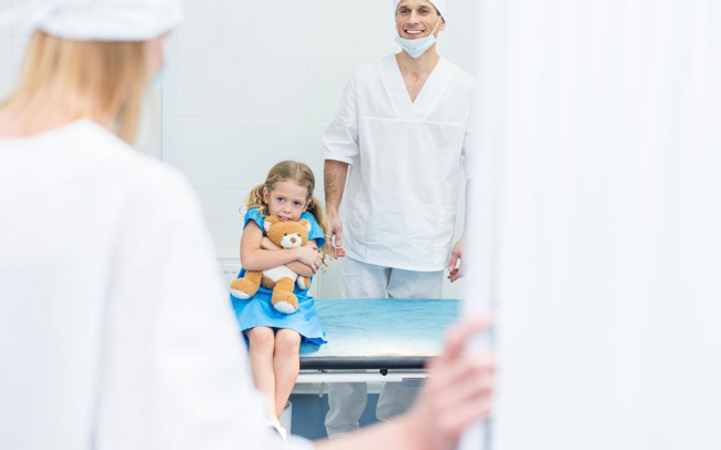 Pregled dečijeg hirurga